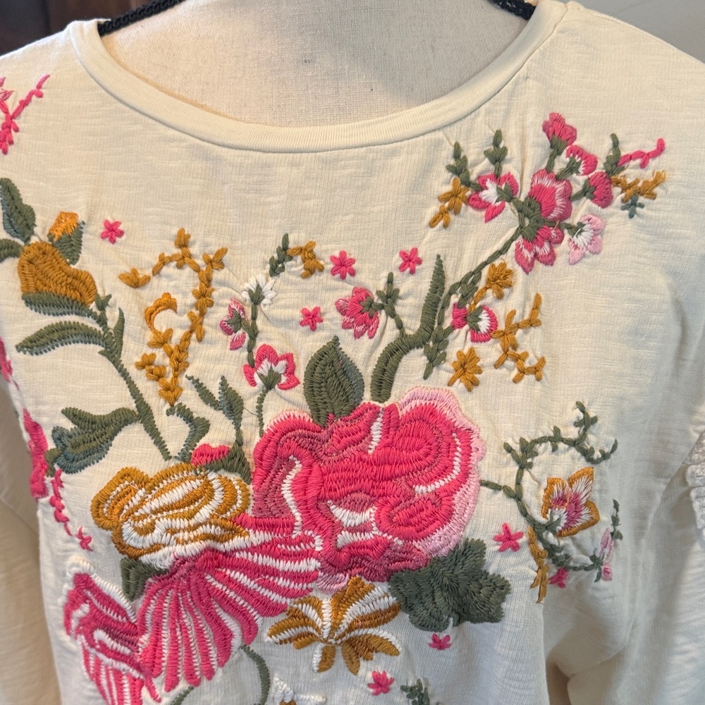 Anthropologie Floral Embroidered Cream Top - Picture 2 of 7